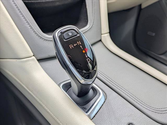 Used 2017 Cadillac XT5 Luxury FWD image 12