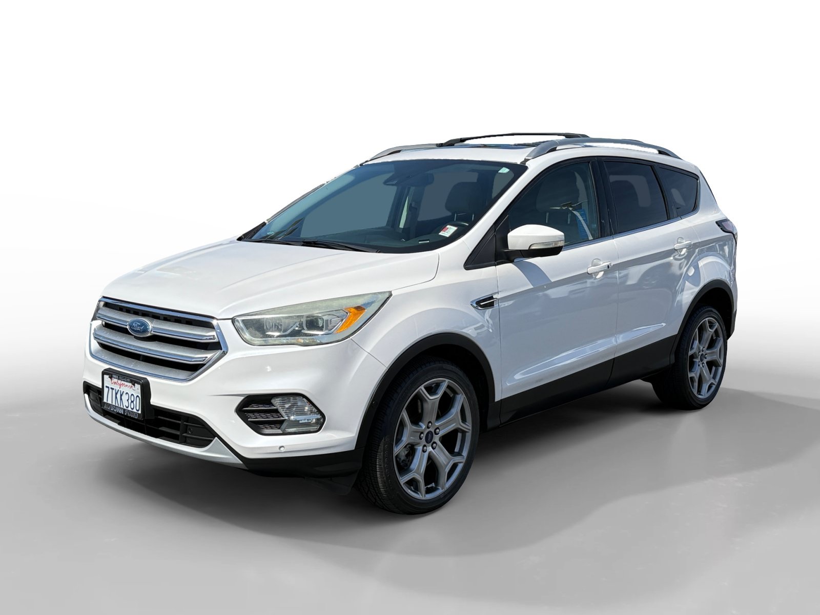 Used 2017 Ford Escape Titanium w/ Equipment Group 301A AWD/4WD image 1