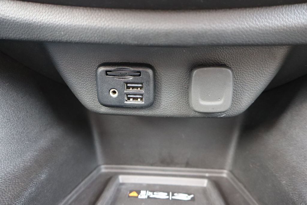 Used 2023 Chevrolet Traverse Premier w/ LPO, Floor Liner Package image 18