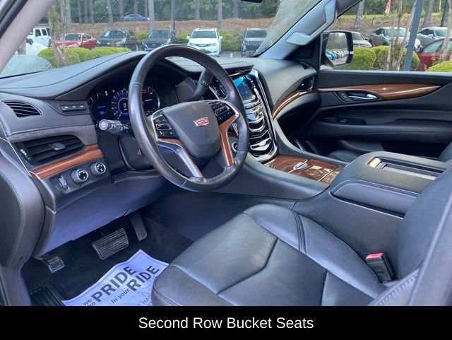 Used 2016 Cadillac Escalade Luxury AWD/4WD image 6