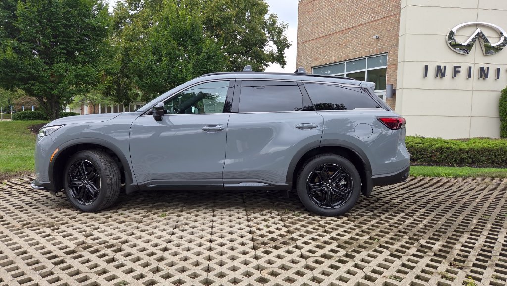 New 2027 INFINITI QX60 Sport w/ Dark Cargo Package AWD/4WD image 9