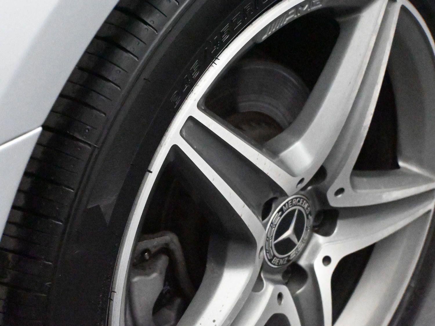 Used 2019 Mercedes-Benz E 300 4MATIC image 15