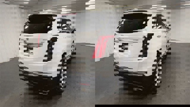 Certified 2021 Cadillac XT5 Luxury image 8