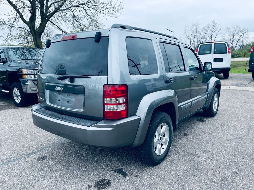 Used 2012 Jeep Liberty Sport w/ Popular Equipment Group AWD/4WD image 6
