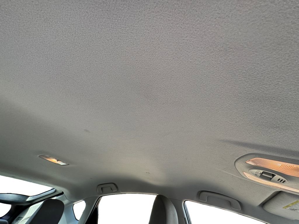 Used 2015 Toyota Prius Three image 26