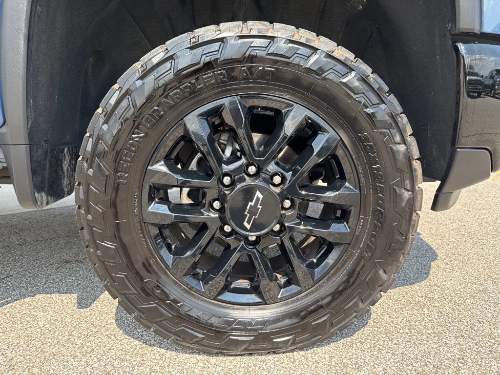 Used 2025 Chevrolet Silverado 2500 Custom w/ Custom Value Package AWD/4WD image 45