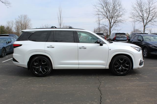 Used 2024 Lexus TX 500h AWD w/ Technology Package image 2