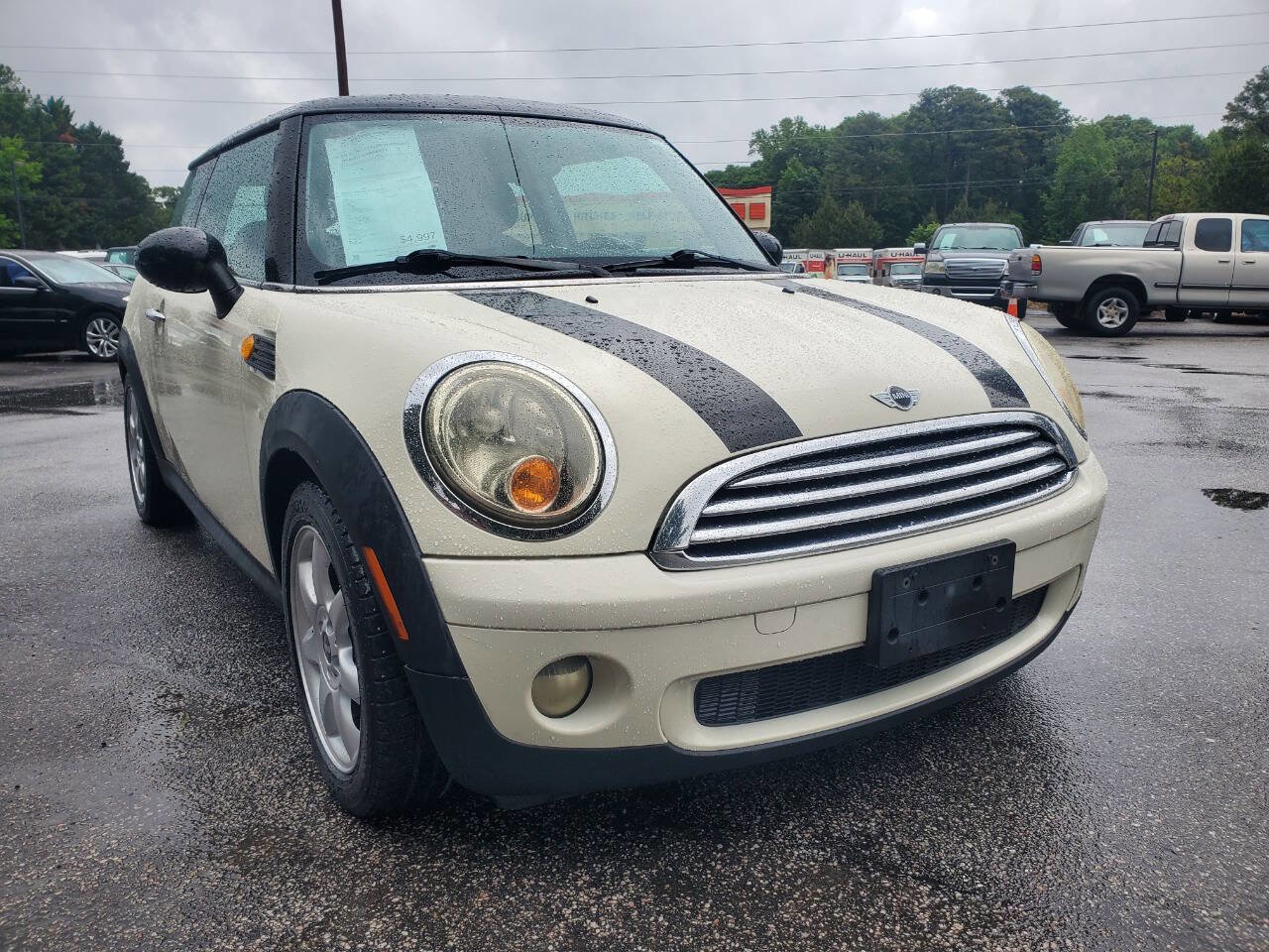 Used 2010 MINI Cooper Hardtop FWD image 1
