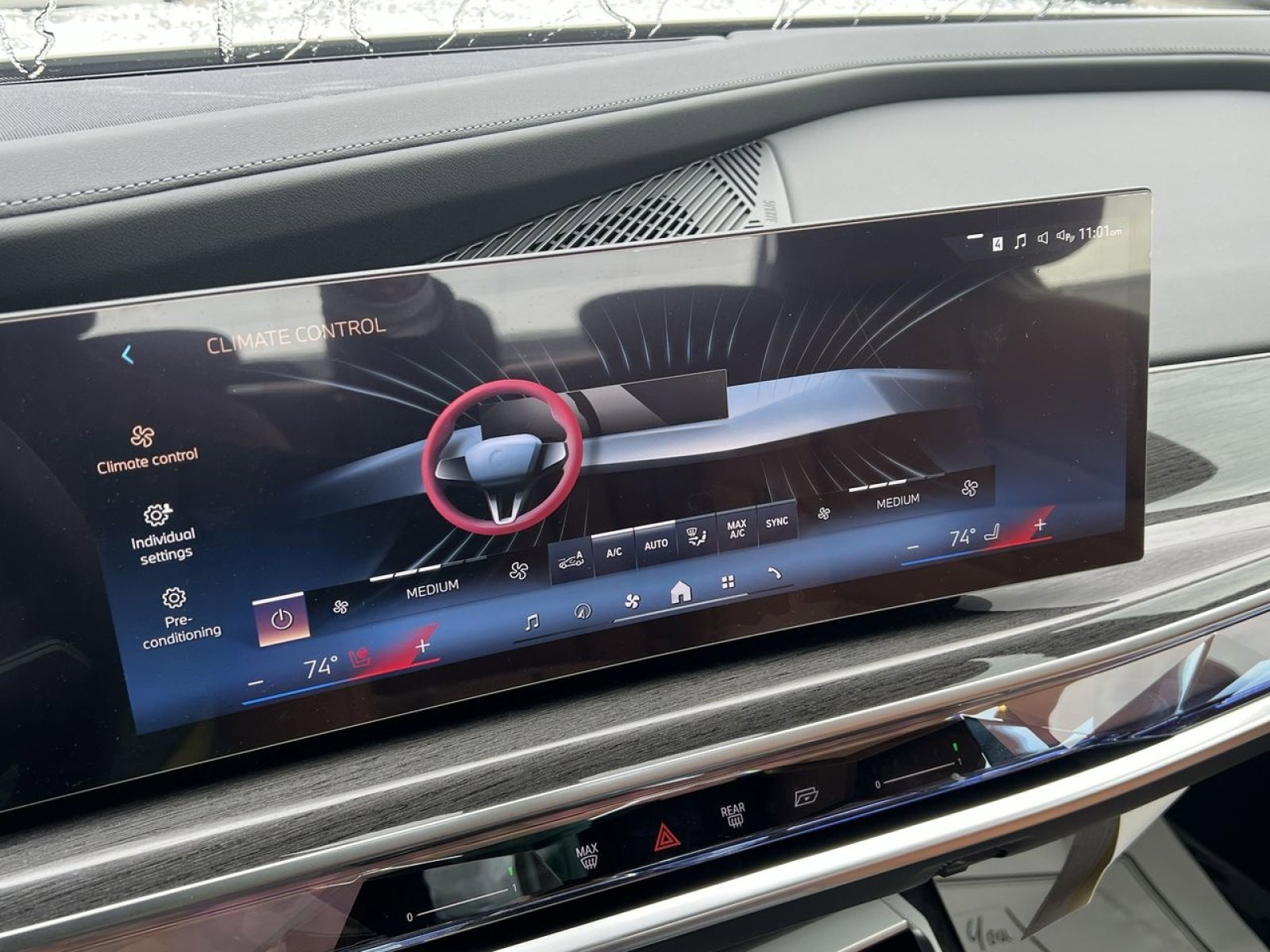 New 2026 BMW 740i xDrive w/ Premium Package AWD/4WD image 18