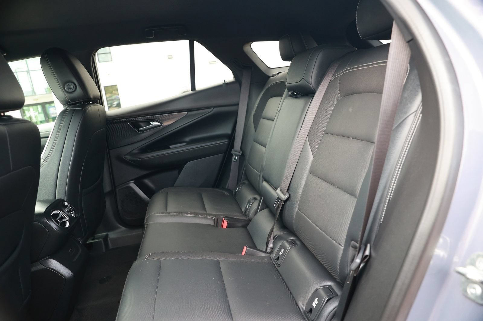 Used 2024 Chevrolet Blazer EV LT AWD/4WD image 36