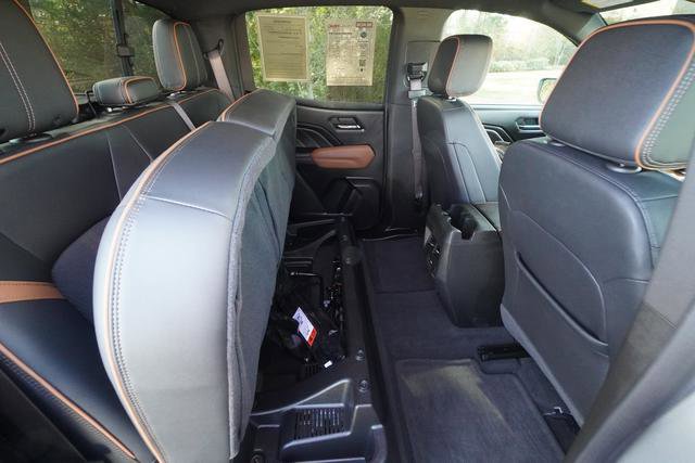 Used 2024 GMC Canyon AT4 w/ Technology Package image 31