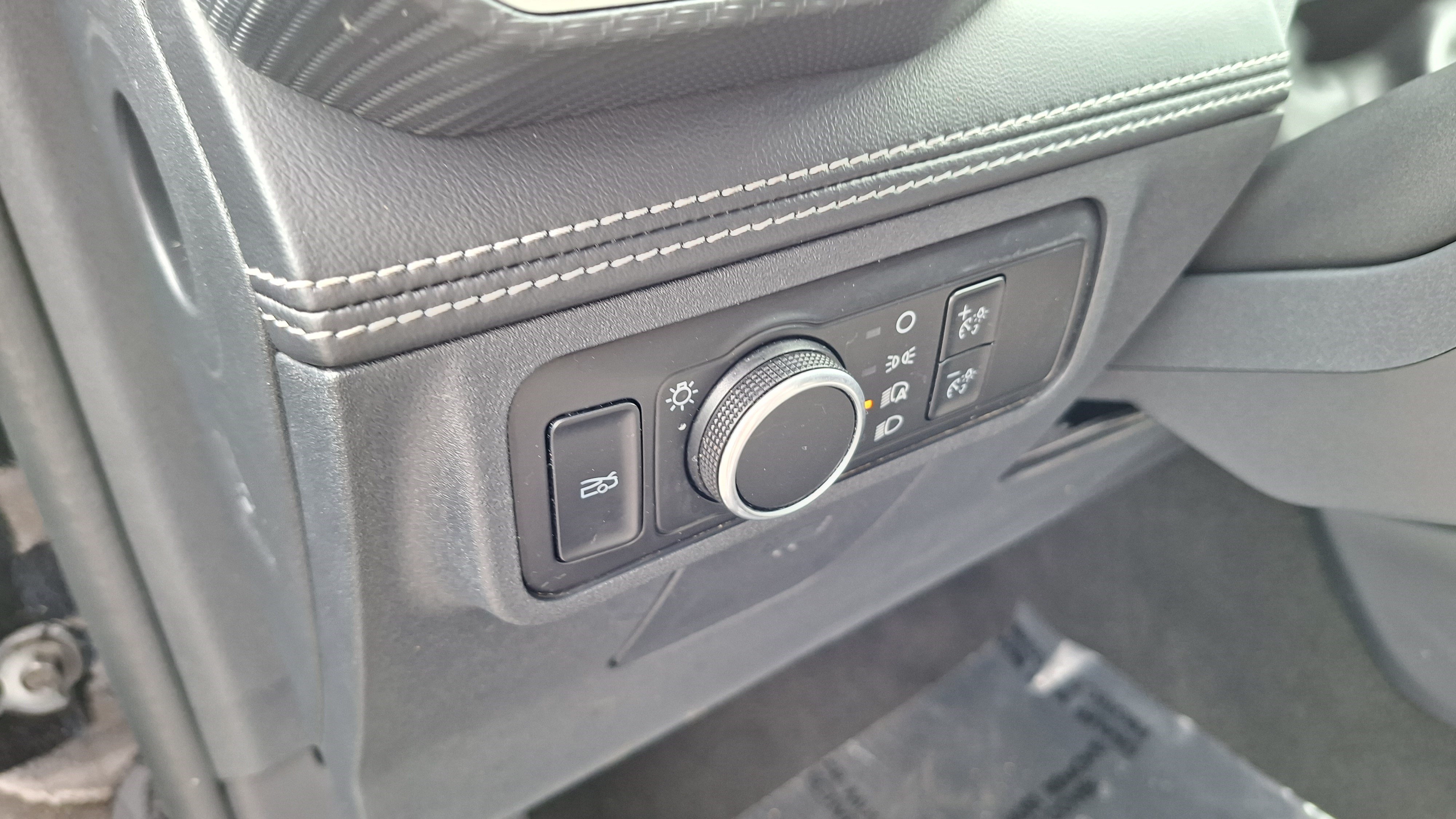 Used 2024 Ford Mustang Premium RWD image 10
