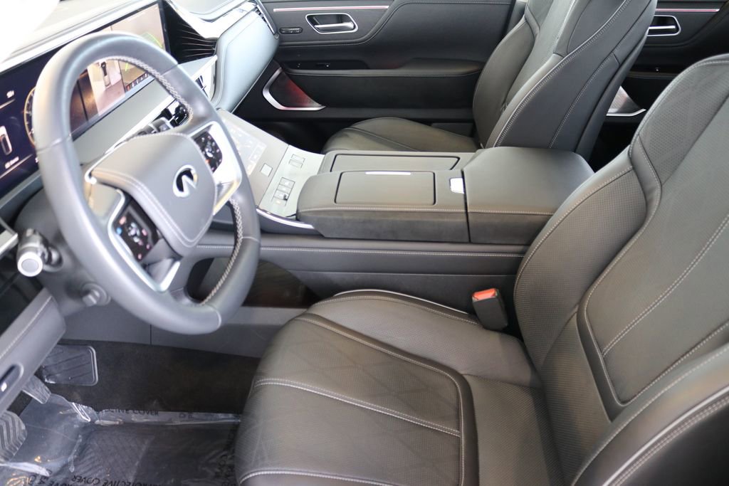 Certified 2025 INFINITI QX80 Sensory image 21