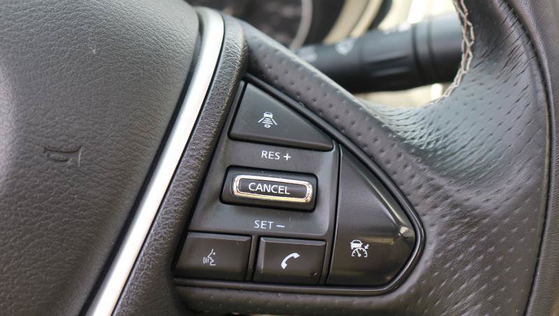Used 2018 Nissan Maxima Platinum FWD image 11