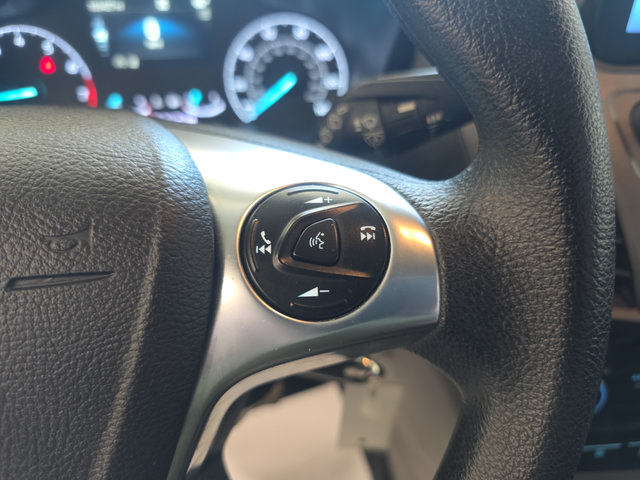 Used 2022 Ford Transit Connect XLT FWD image 16