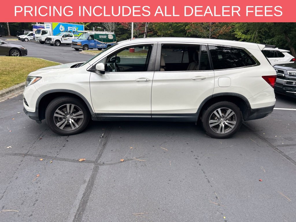 Used 2017 Honda Pilot EX image 3