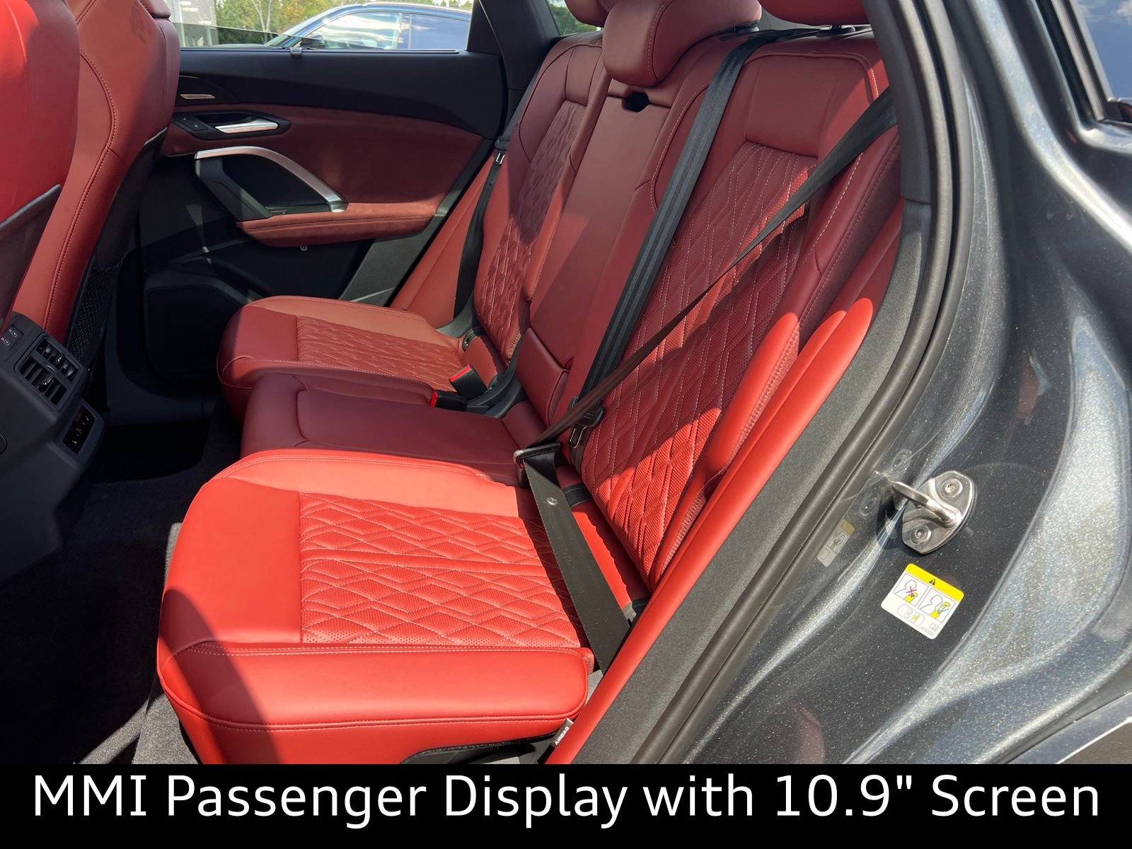 New 2026 Audi SQ5 Prestige AWD/4WD image 31