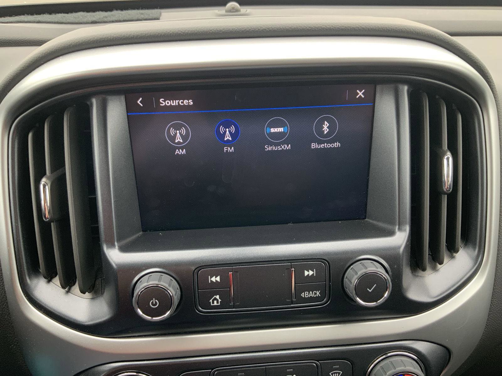 Used 2022 Chevrolet Colorado LT w/ Luxury Package image 33