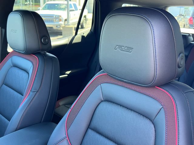 New 2026 Chevrolet Equinox RS w/ Convenience Package III AWD/4WD image 12