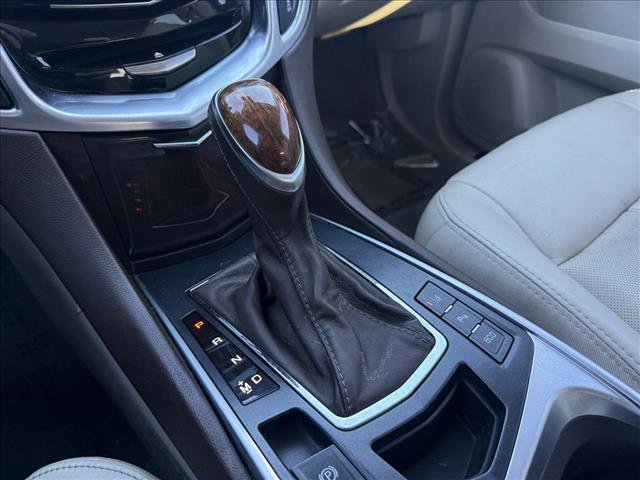 Used 2016 Cadillac SRX Luxury w/ Driver Awareness Package image 16