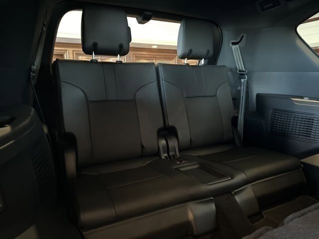 New 2026 Lexus LX 700h Luxury w/ Appearance Package AWD/4WD image 23