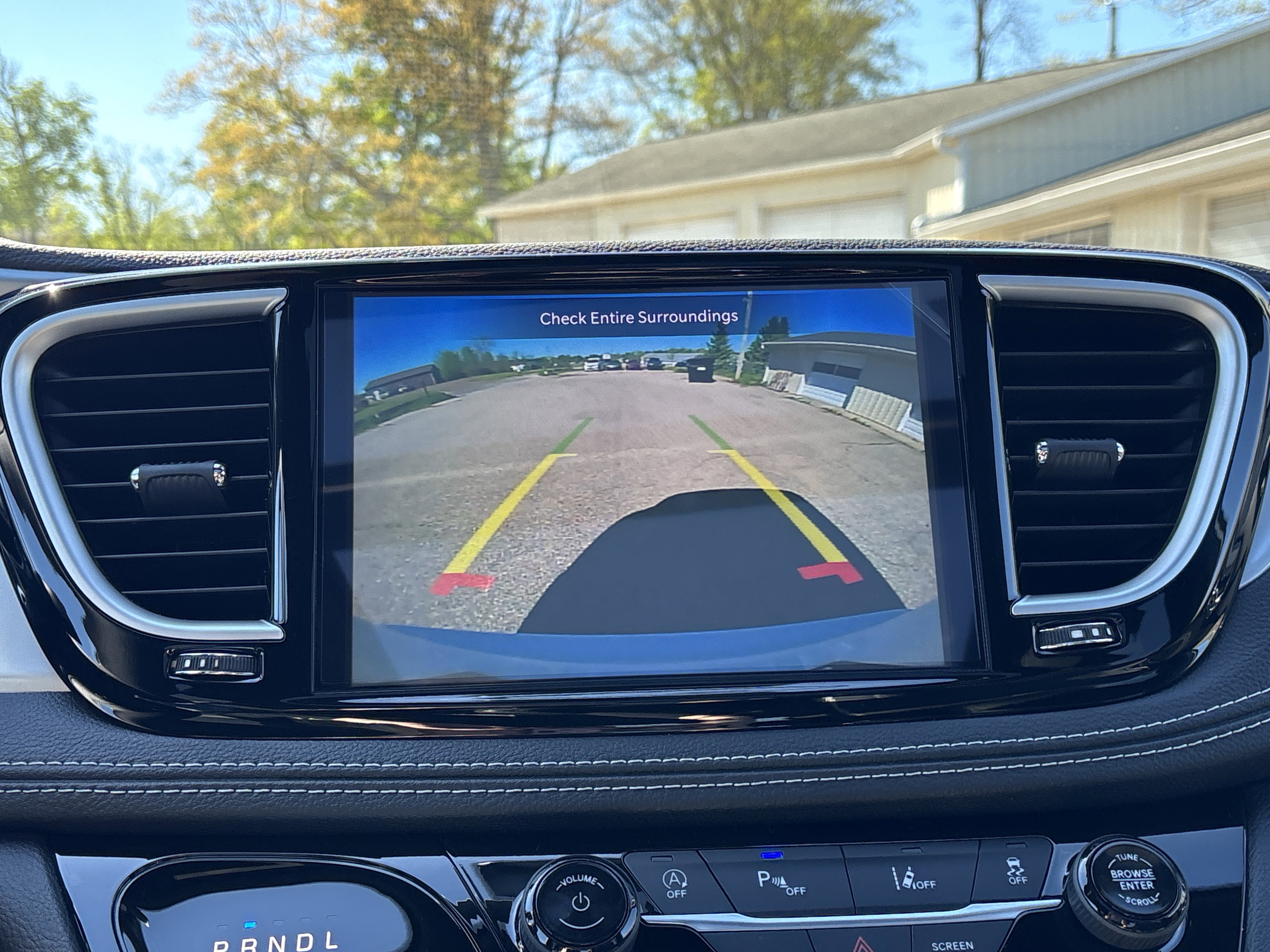 New 2026 Chrysler Pacifica Limited w/ Uconnect Theater Family Group AWD/4WD image 60