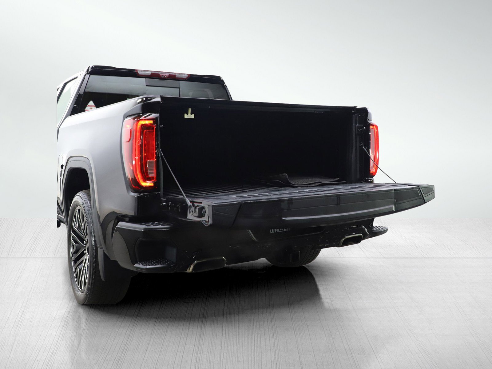 Used 2022 GMC Sierra 1500 Denali Ultimate AWD/4WD image 18