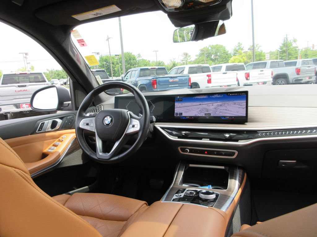 Used 2023 BMW X7 xDrive40i w/ Executive Package AWD/4WD image 27
