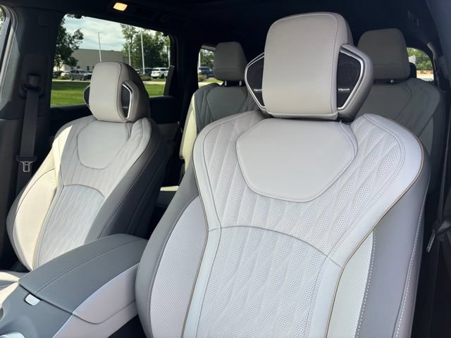 New 2027 INFINITI QX60 Autograph AWD/4WD image 16
