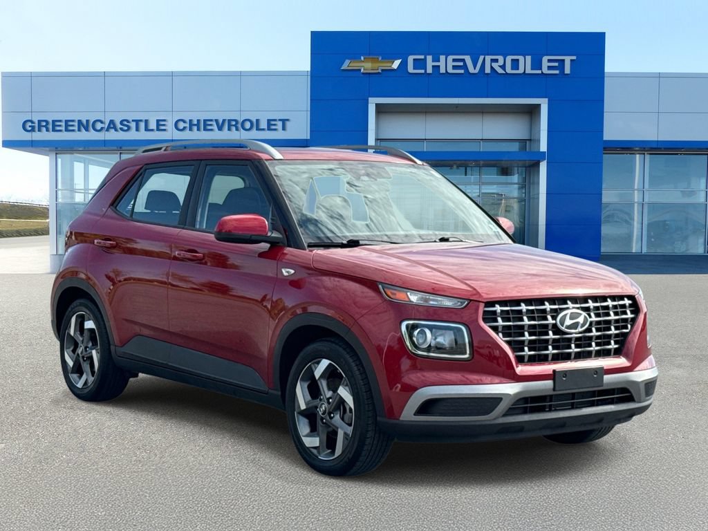 Used 2023 Hyundai Venue SEL w/ Cargo Package