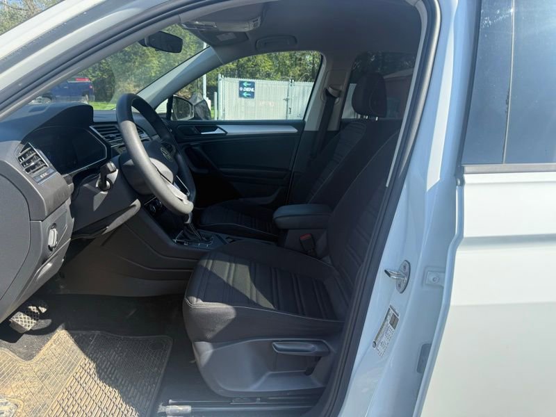 Used 2023 Volkswagen Tiguan S image 10
