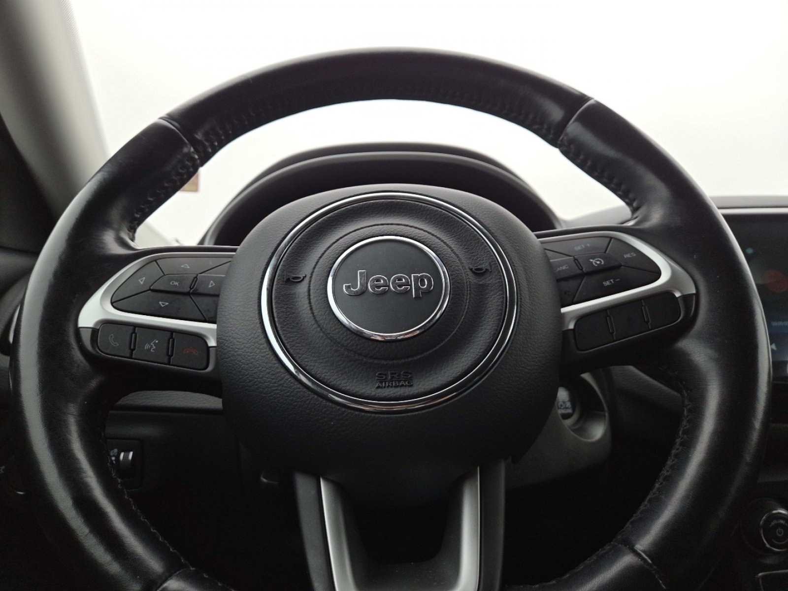 Used 2020 Jeep Compass Latitude AWD/4WD image 24