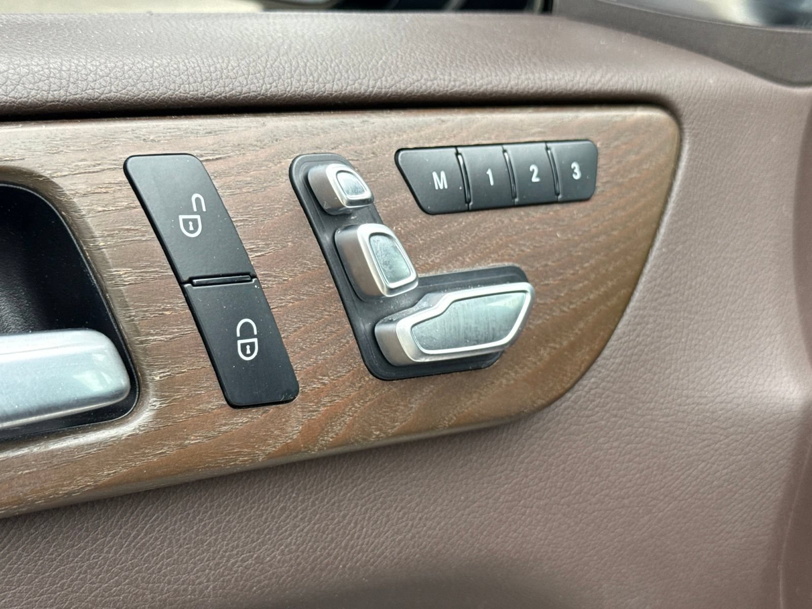 Used 2019 Mercedes-Benz GLS 450 4MATIC image 22