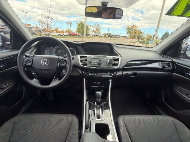 Used 2017 Honda Accord LX image 10