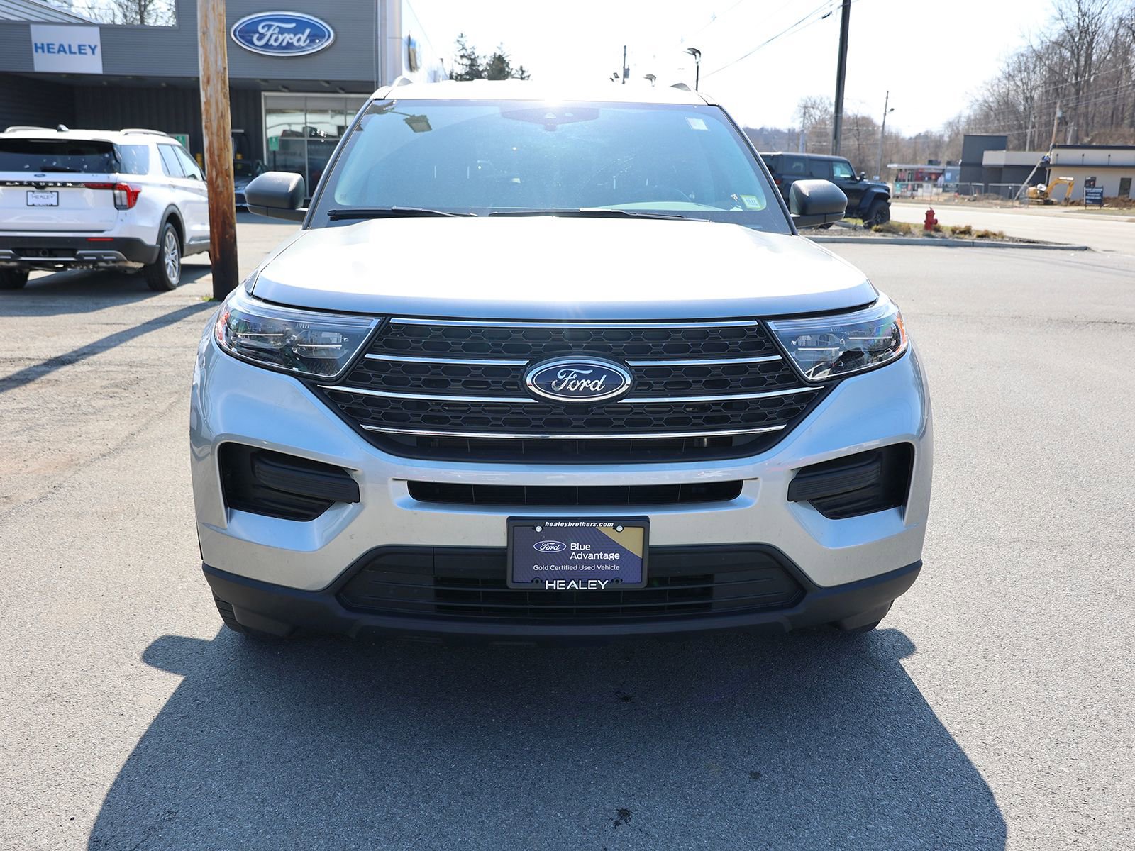 Certified 2023 Ford Explorer XLT image 2