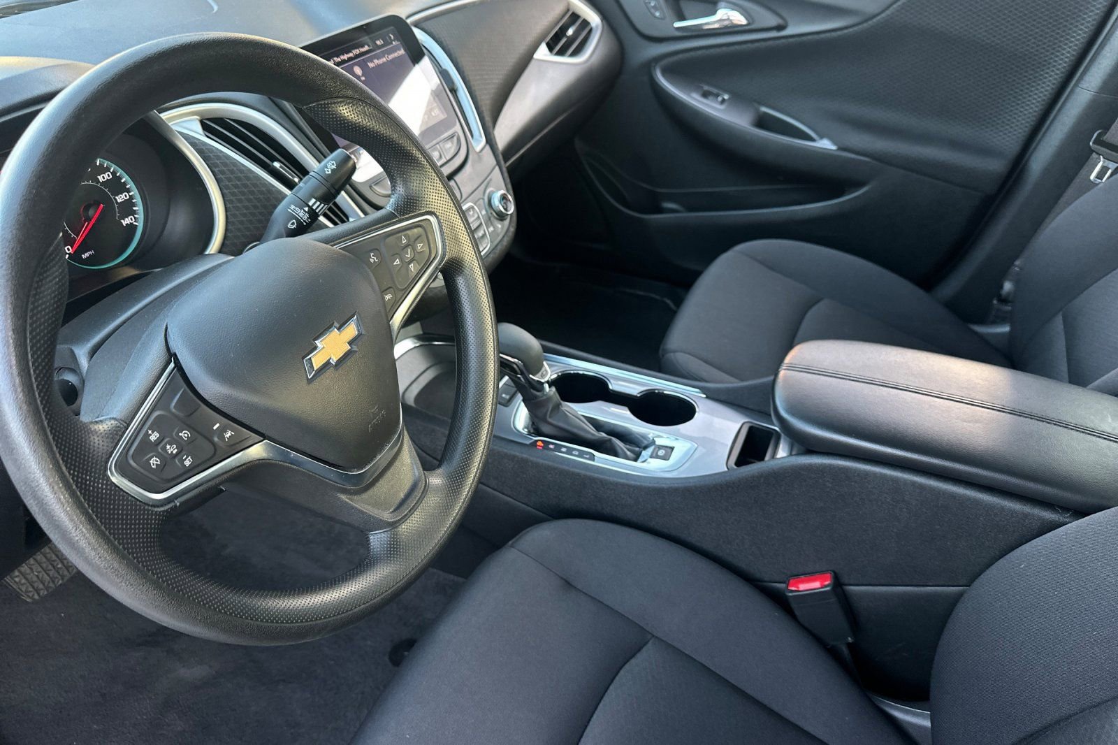 Used 2024 Chevrolet Malibu LT FWD image 10