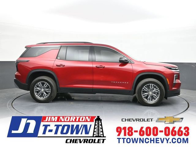 New 2026 Chevrolet Traverse LT w/ Driver Confidence Package FWD image 1