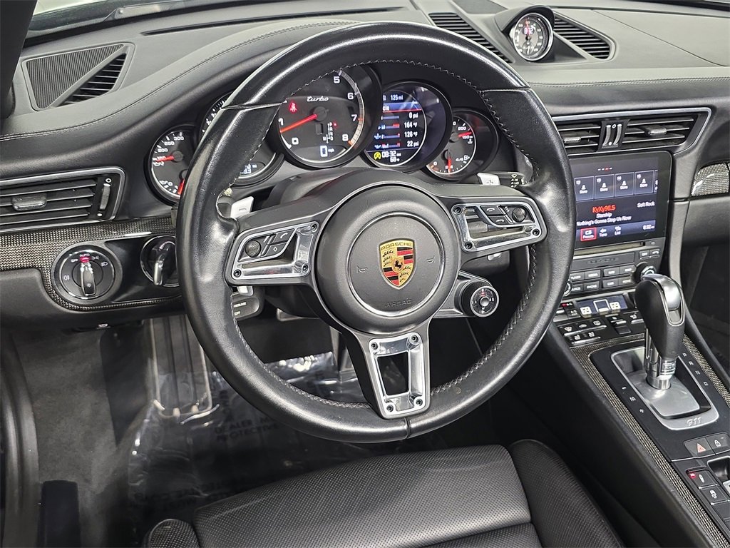 Used 2019 Porsche 911 Turbo image 4