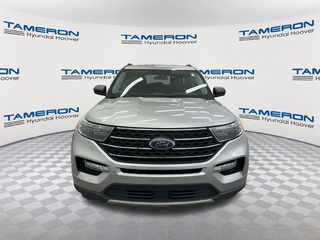 Used 2022 Ford Explorer XLT w/ Equipment Group 202A RWD image 8