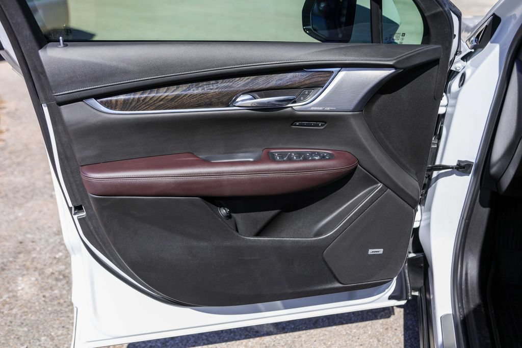 Used 2022 Cadillac XT6 Premium Luxury FWD image 25