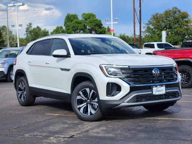 New 2026 Volkswagen Atlas Cross Sport SE AWD/4WD image 1