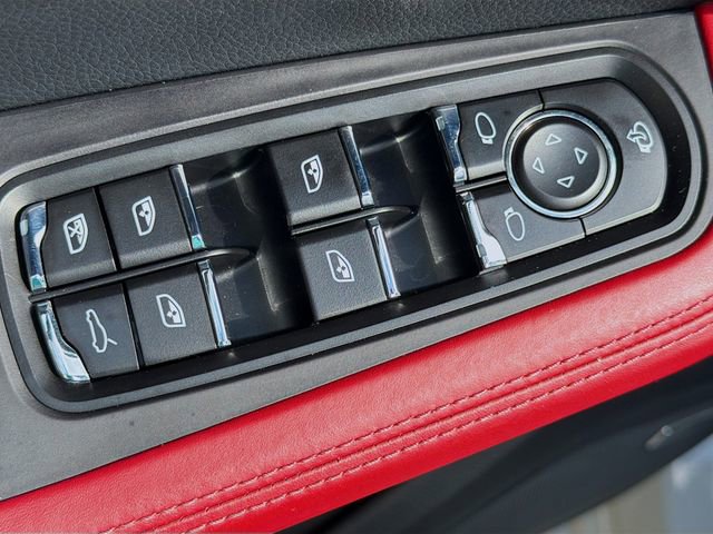Used 2024 Porsche Macan S image 23