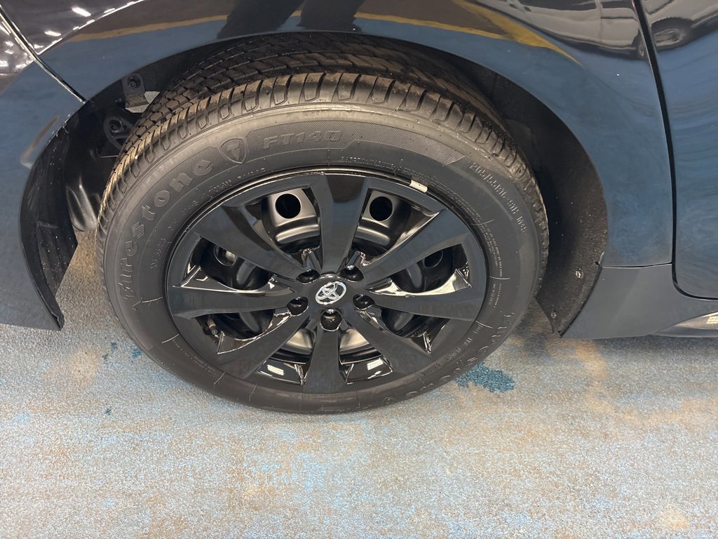 Used 2025 Toyota Corolla LE image 5