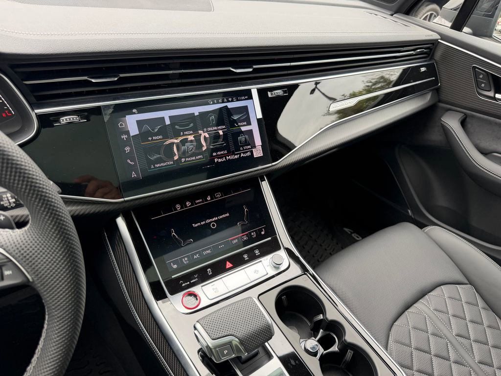 New 2026 Audi SQ7 Premium Plus AWD/4WD image 18