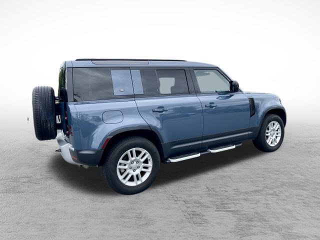 Used 2023 Land Rover Defender 110 S image 7