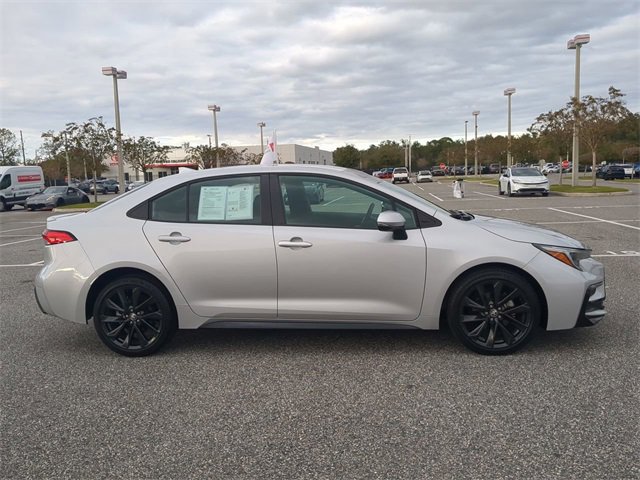 Certified 2023 Toyota Corolla SE image 3