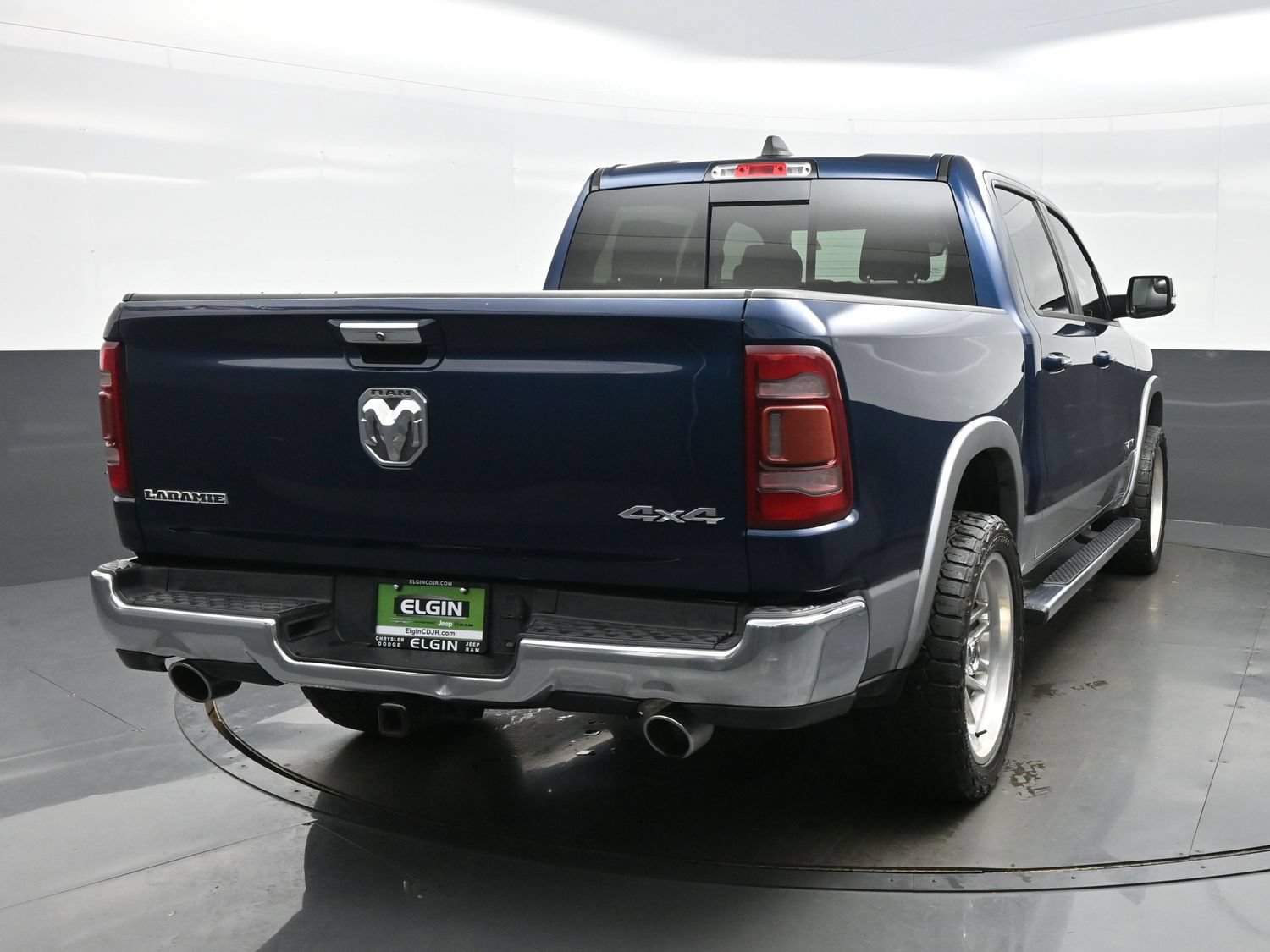 Used 2020 RAM 1500 Laramie AWD/4WD image 7