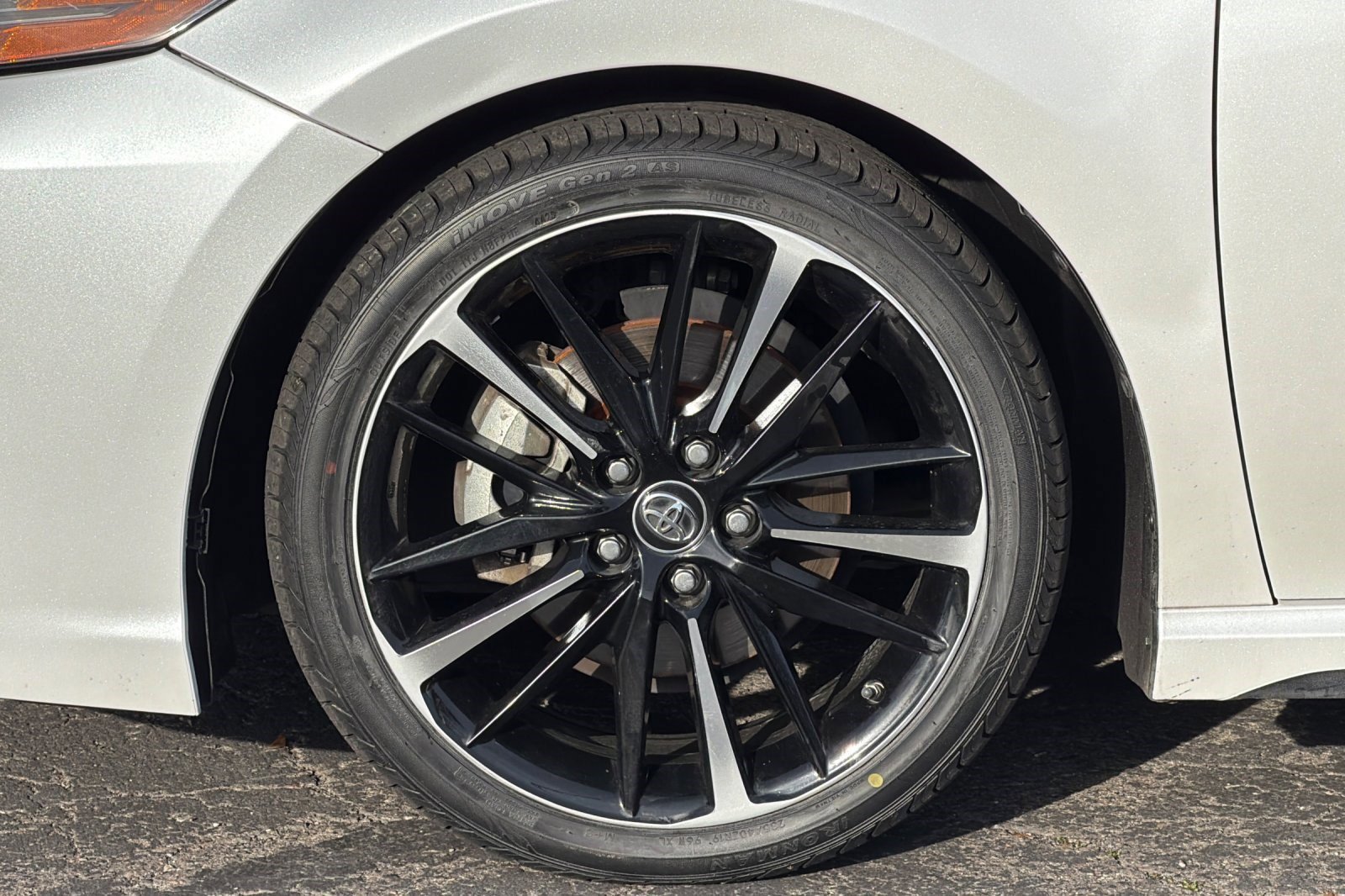 Used 2018 Toyota Camry XSE w/ Driver Assist Package image 37