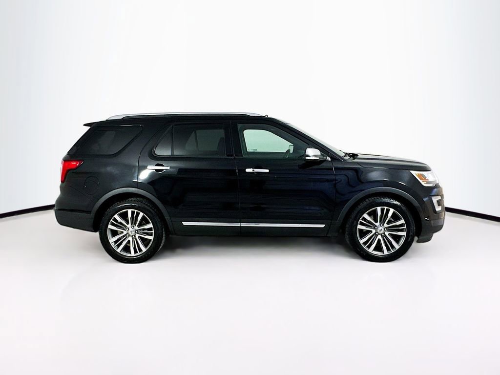 Used 2017 Ford Explorer Platinum AWD/4WD image 8