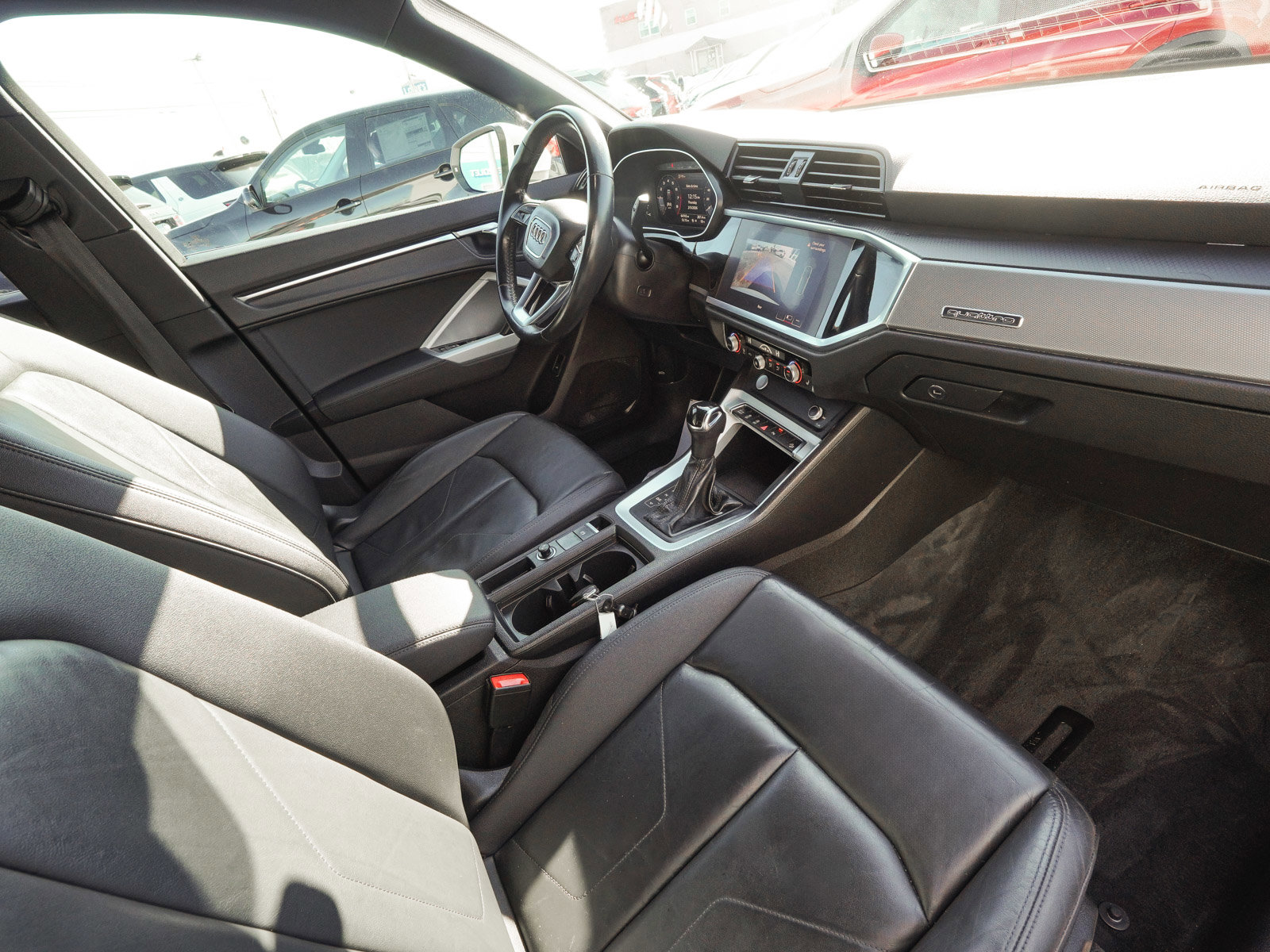 Used 2020 Audi Q3 2.0T Premium image 31